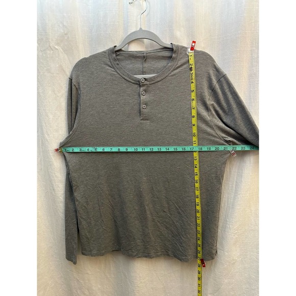 Lululemon 5 Year Basic Long Sleeve Henley Mens Shirt Dark Heather Gray Size M? - Picture 7 of 7